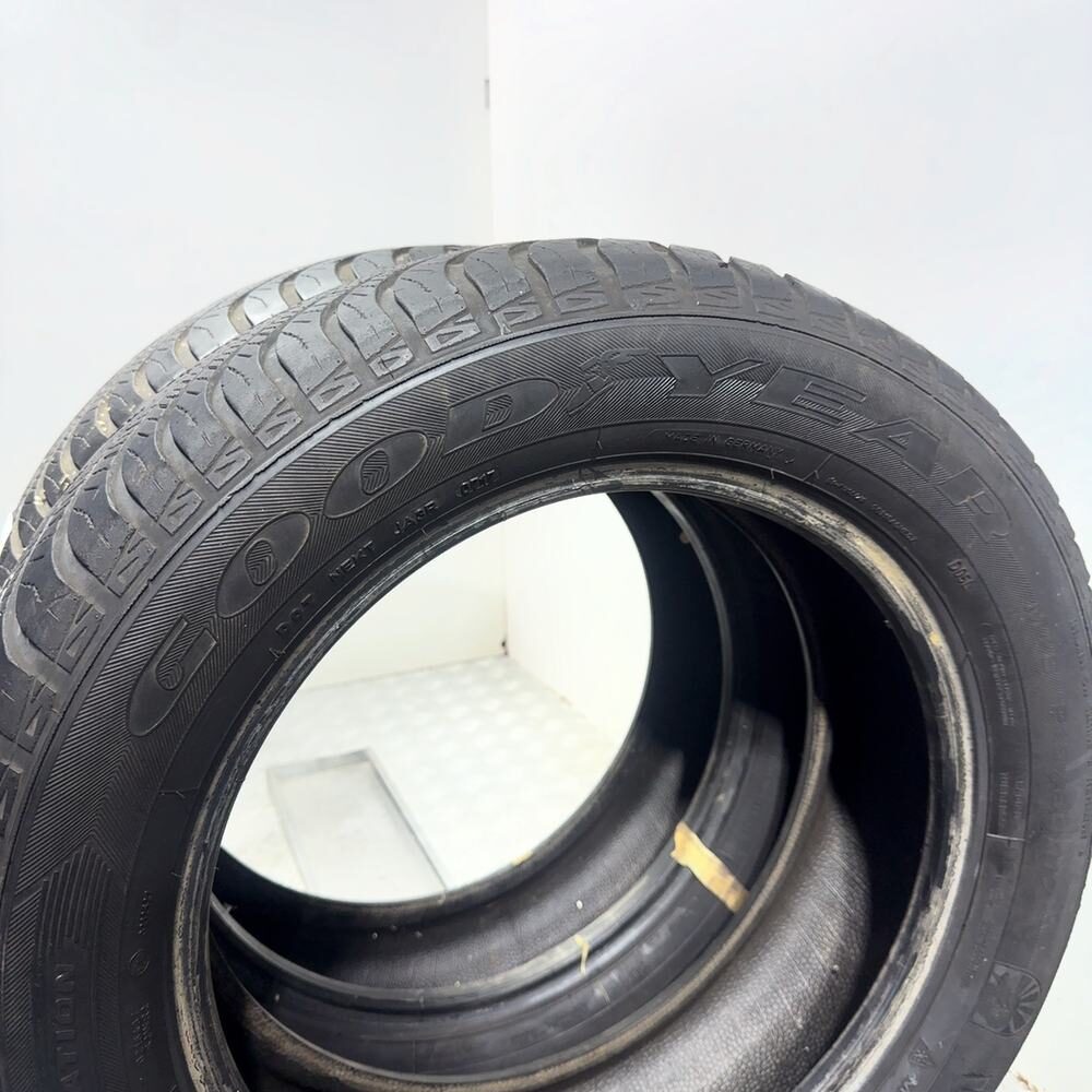 Gomme Usate 215 60 R17 96V Goodyear Vector 4Seasons 4 Stagioni - immagine 9