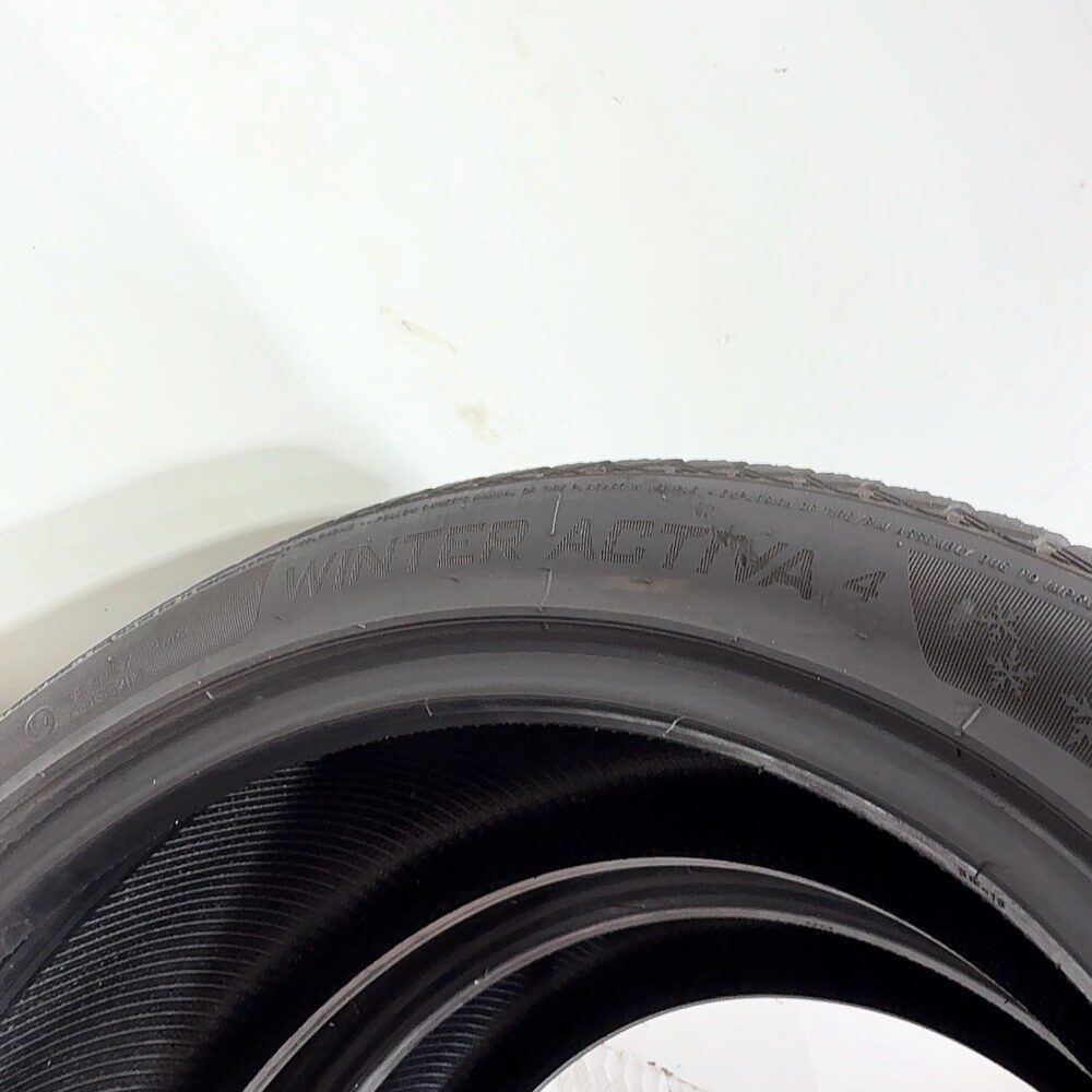 Gomme Usate 225 45 R17 94V XL Nankang Winter Activa 4 Invernali - immagine 9