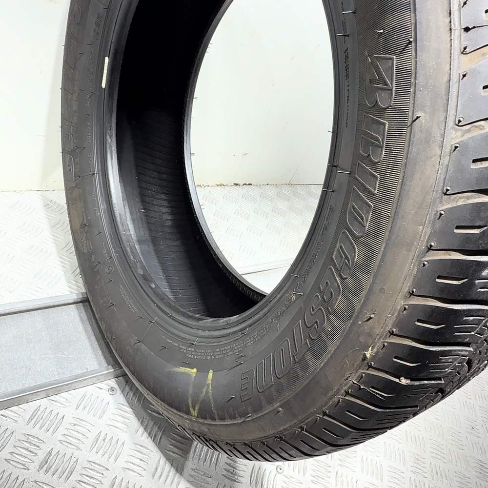 Gomma Usata 225 65 R17 102H Bridgestone Dueler H/T 687 94% Estivo - immagine 9