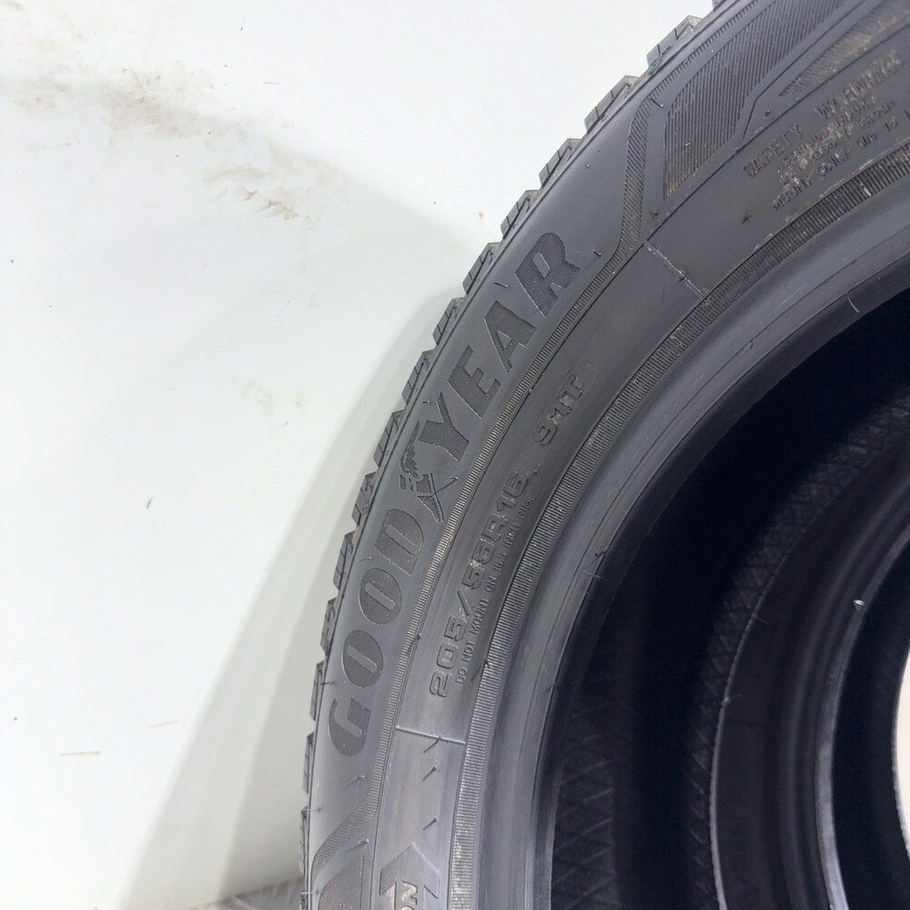 Gomme Usate 205 55 R16 91T Goodyear Ultragrip 9+ 71% Invernali - immagine 9
