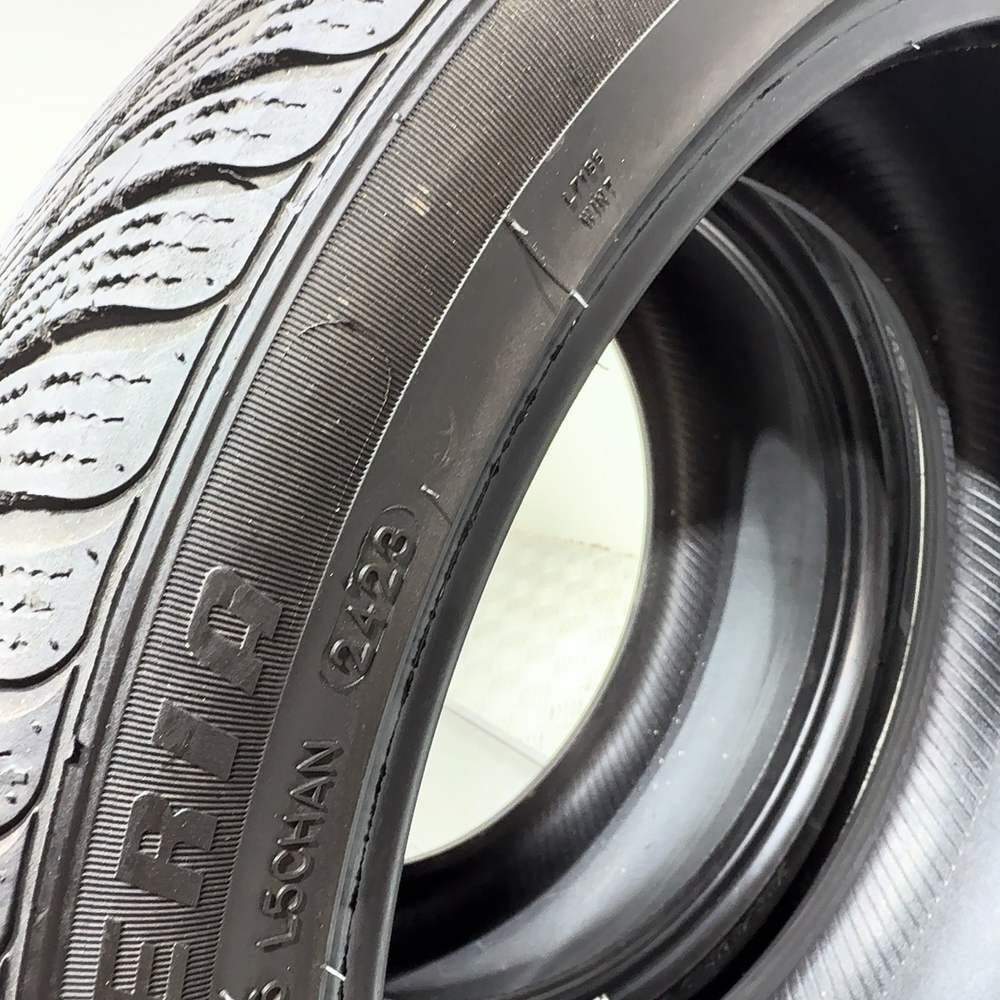 Gomme Usate 245 40 R19 98V XL Superia Bluewin Uhp2 Invernali - immagine 9