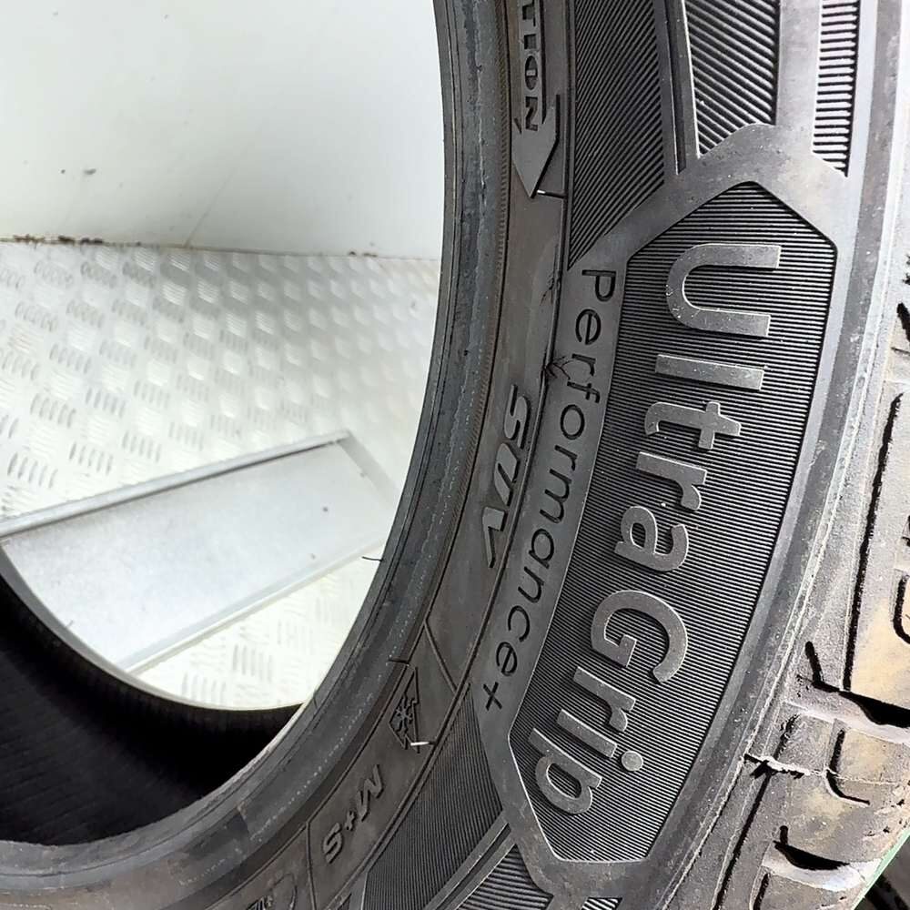 Gomma Usata 215 60 R17 96H Goodyear Ultragrip Performance+ SUV 98% Invernale - immagine 9