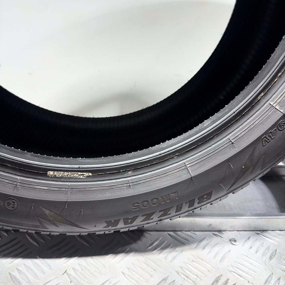 Gomme Usate 225 45 R17 XL 94V Bridgestone Blizzak LM005 Invernali - immagine 10