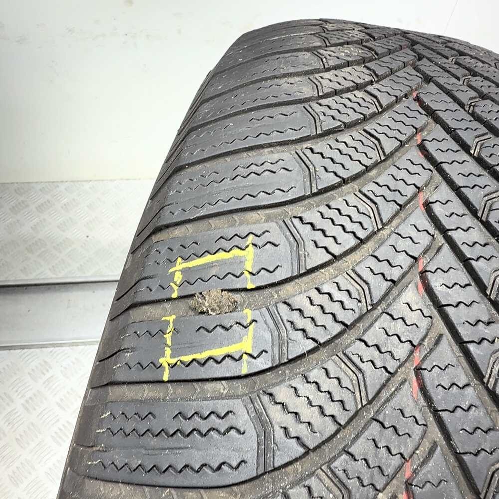 Gomma Usata 265 60 R18 114V XL Bridgestone Blizzak 6 Invernale - immagine 10