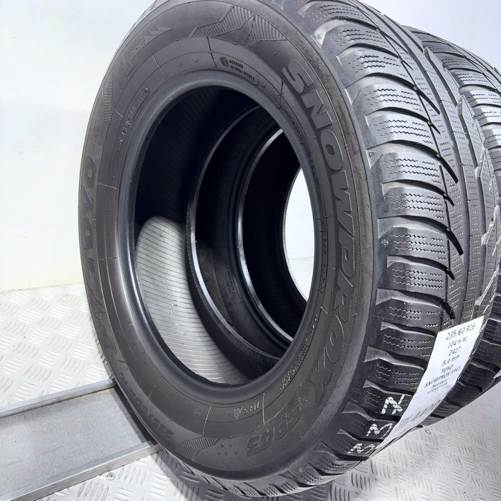 Gomme Usate 235 60 R16 104H XL Toyo Snowprox S943 77% Invernali - immagine 10