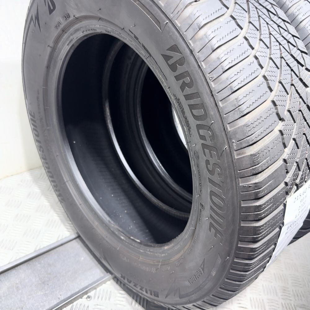 Gomme Usate 215 60 R16 99H Bridgestone Blizzak LM005 Invernali - immagine 10