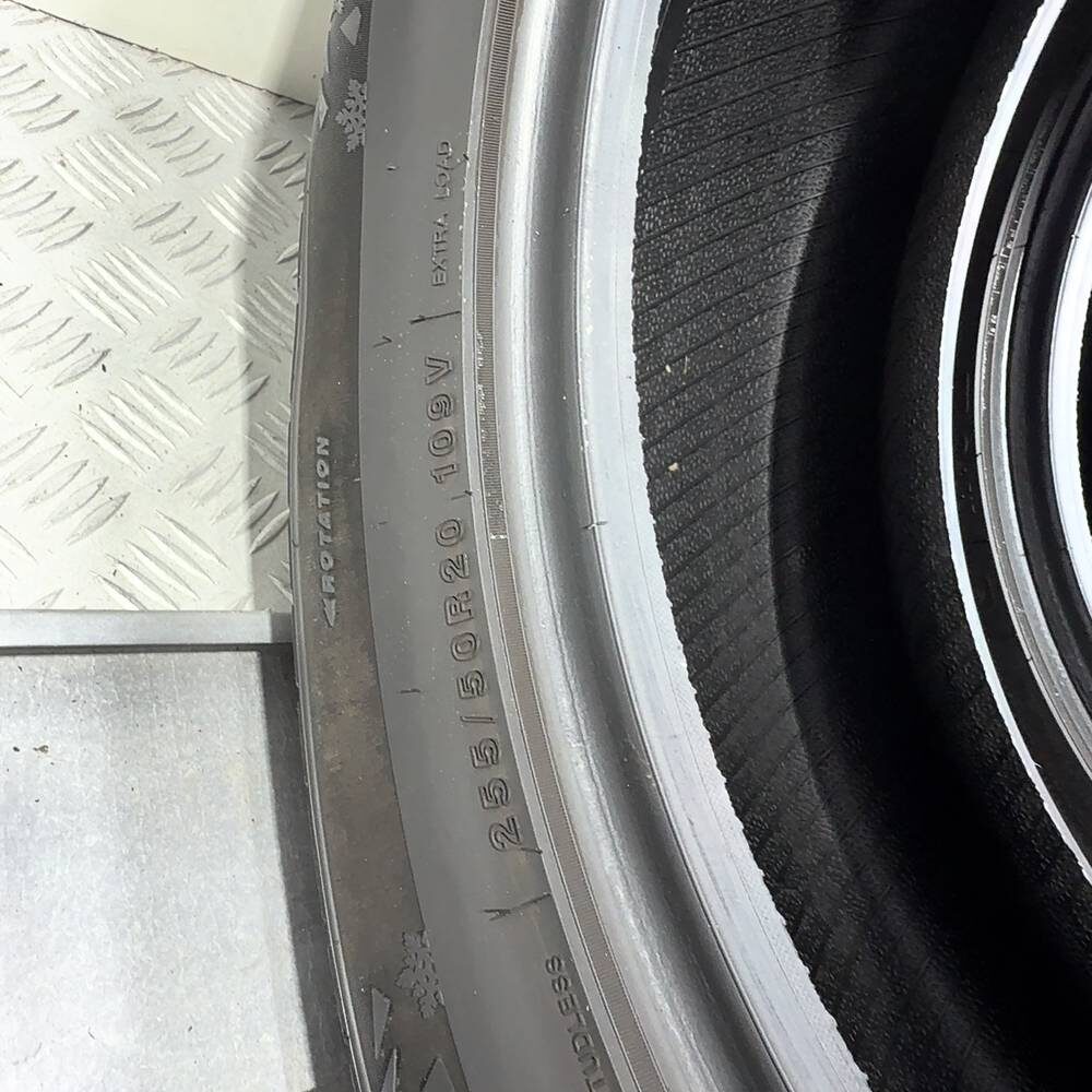 Gomme Usate 255 50 R20 109V XL Tracmax X-Privilo S330 Invernali - immagine 10