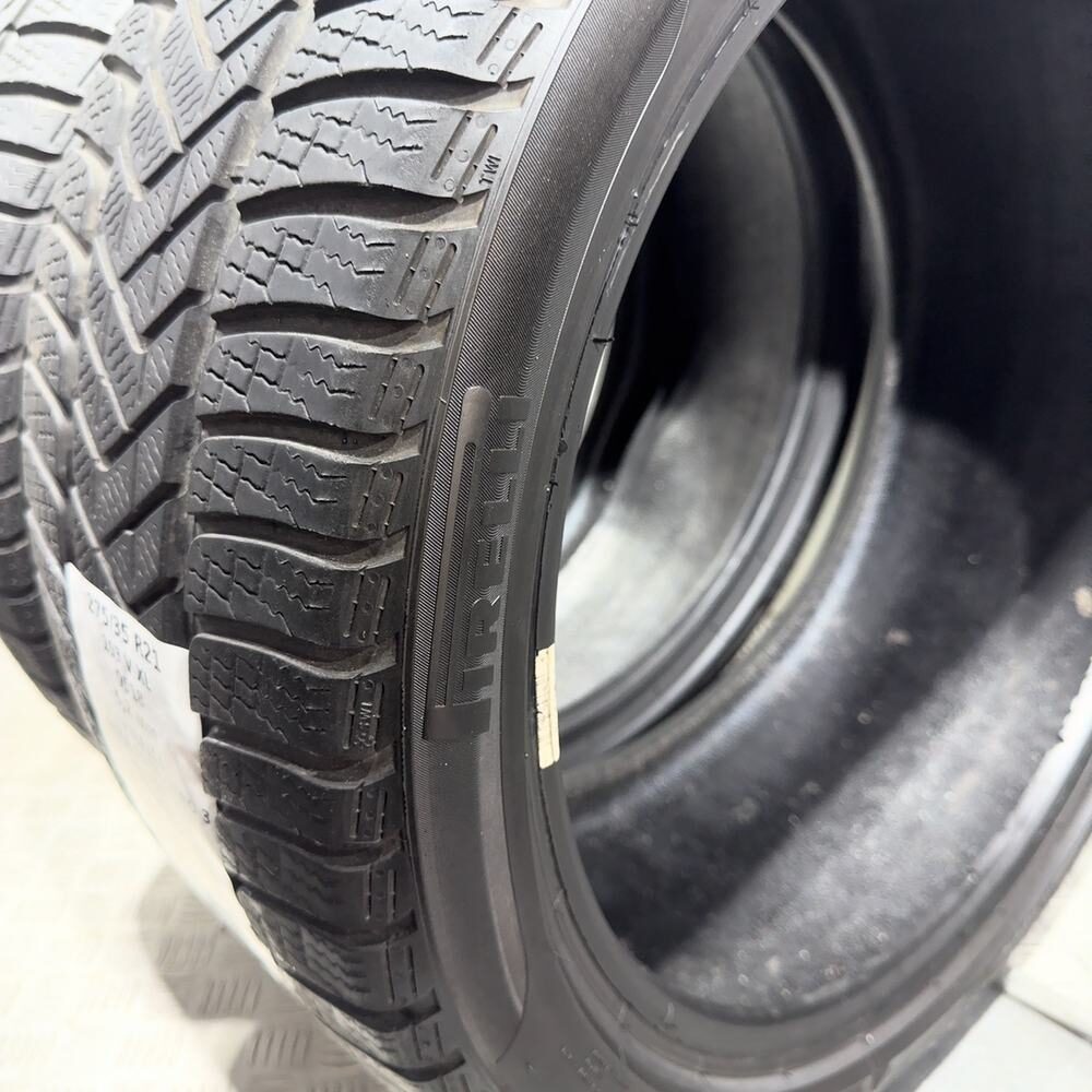 Gomme Usate 275 35 R21 103V XL Pirelli Winter Sottozero 3 74% Invernali - immagine 10