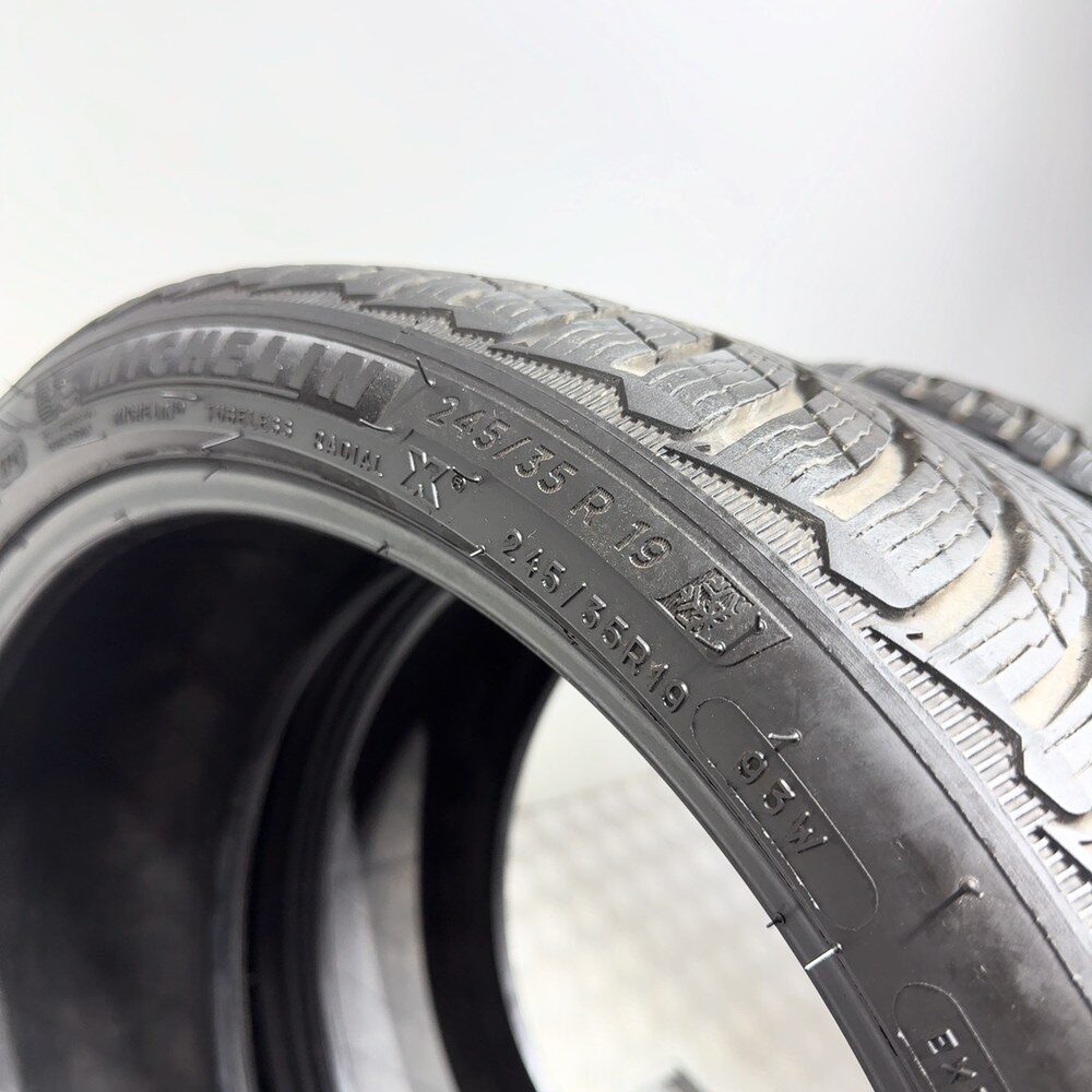 Gomme Usate 245 35 R19 93W XL Michelin Pilot Alpin 5 90% Invernali - immagine 10