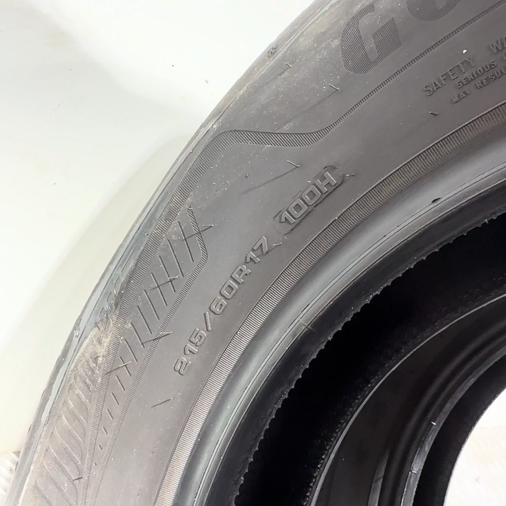 Gomme Usate 215 60 R17 100H Goodyear Vector 4Seasons 4 Stagioni - immagine 10