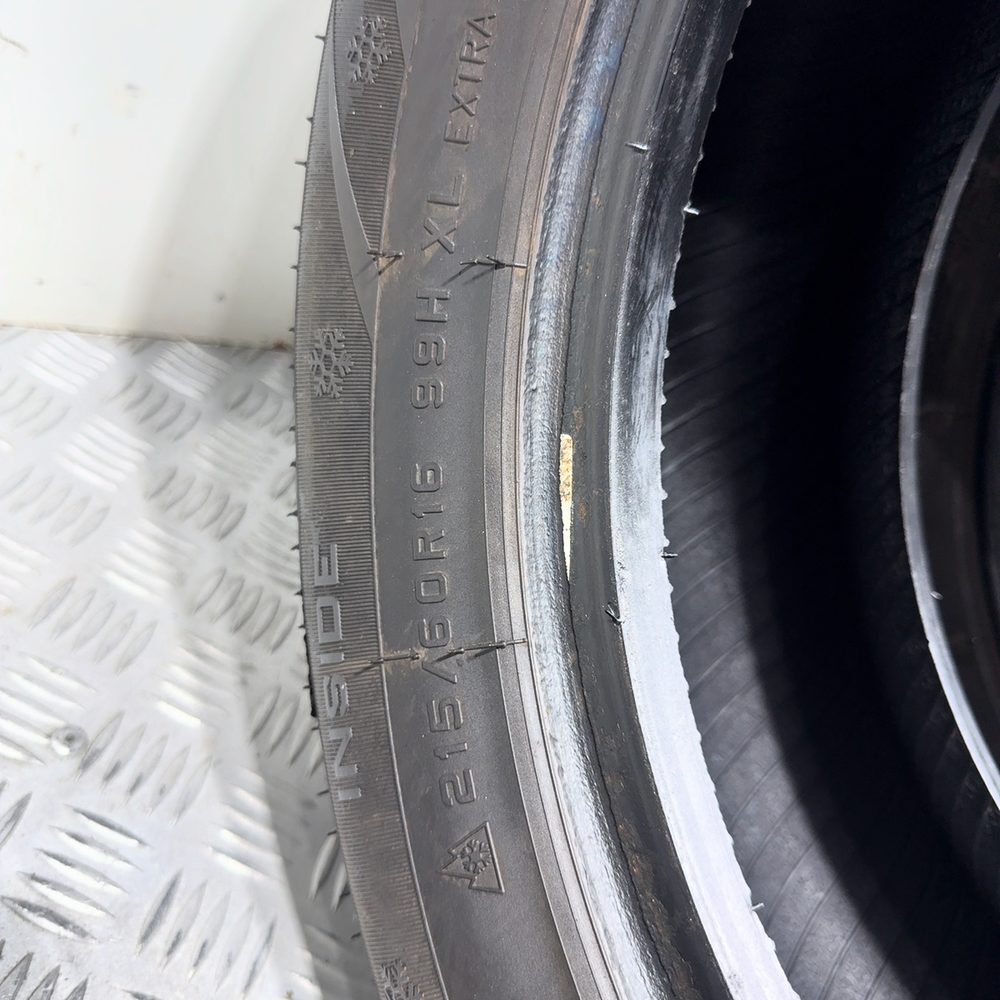Gomme Usate 215 60 R16 99H XL Onyx NY-W702 79% Invernali - immagine 10