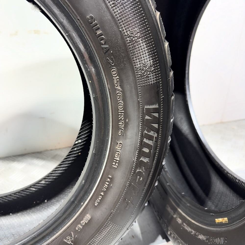 Gomme Usate 205 60 R16 XL 96H Mastersteel Winter+ 74% Invernali - immagine 10