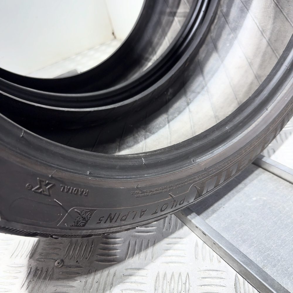 Gomme Usate 225 40 R18 92V XL Michelin Pilot Alpin 5 Invernali - immagine 10
