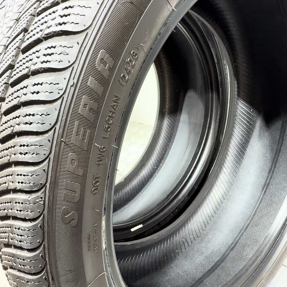 Gomme Usate 245 40 R19 98V XL Superia Bluewin Uhp2 Invernali - immagine 10