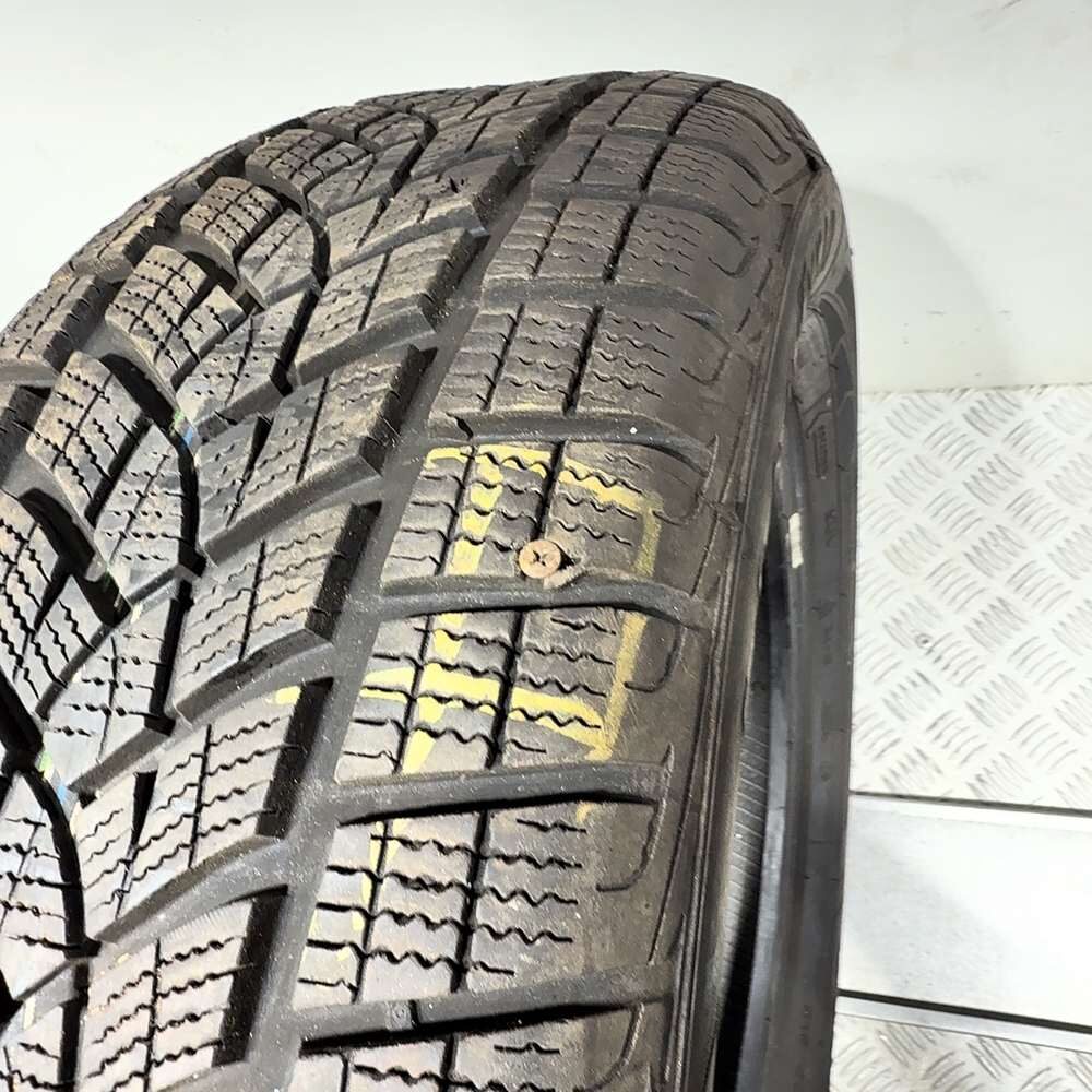 Gomma Usata 215 60 R17 96H Goodyear Ultragrip Performance+ SUV 98% Invernale - immagine 10