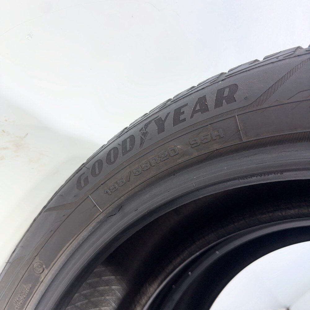 Gomme Usate 195 55 R20 95H XL GoodYear Ultragrip Performance+ Invernali - immagine 10