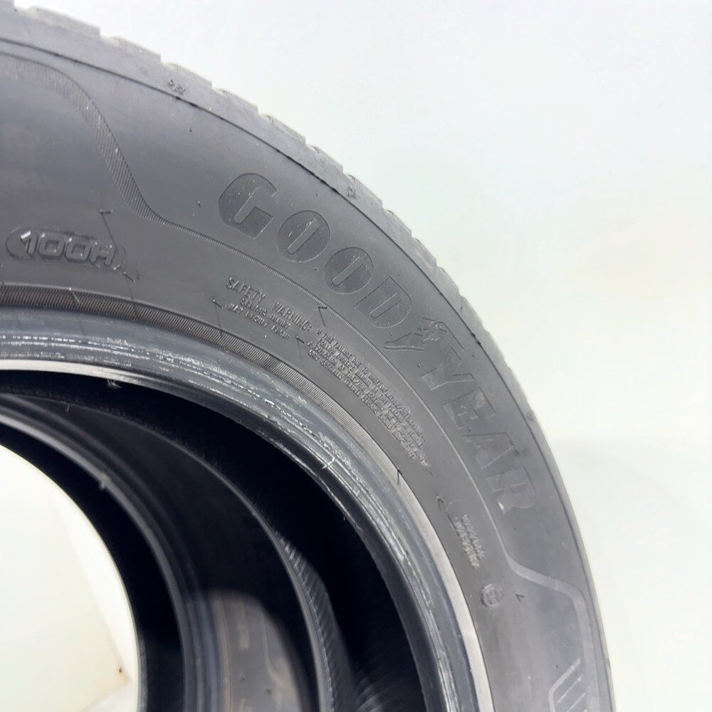 Gomme Usate 215 60 R17 XL 100H Goodyear Vector 4Seasons 4 Stagioni - immagine 10