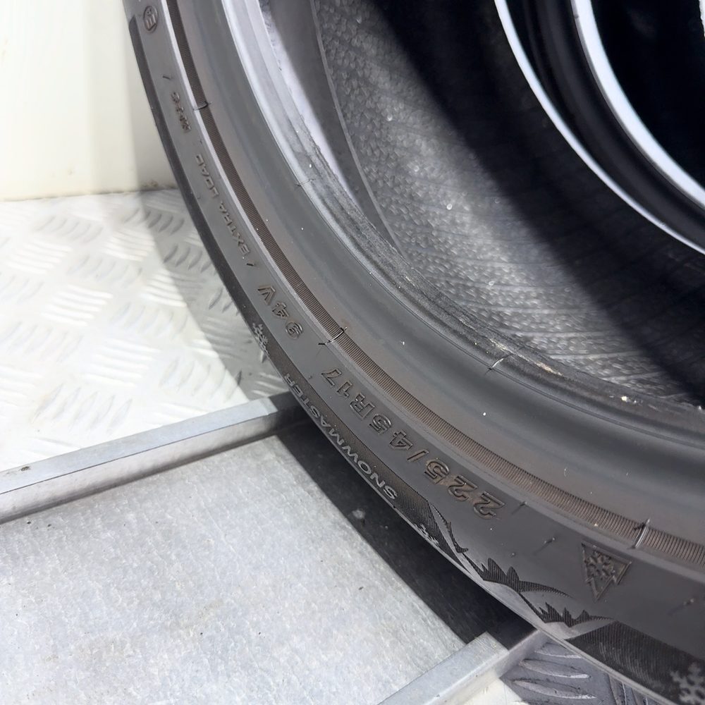 Gomme Usate 225 45 R17 94V XL Goodride Zuper Snow Z-507 74% Invernali - immagine 11