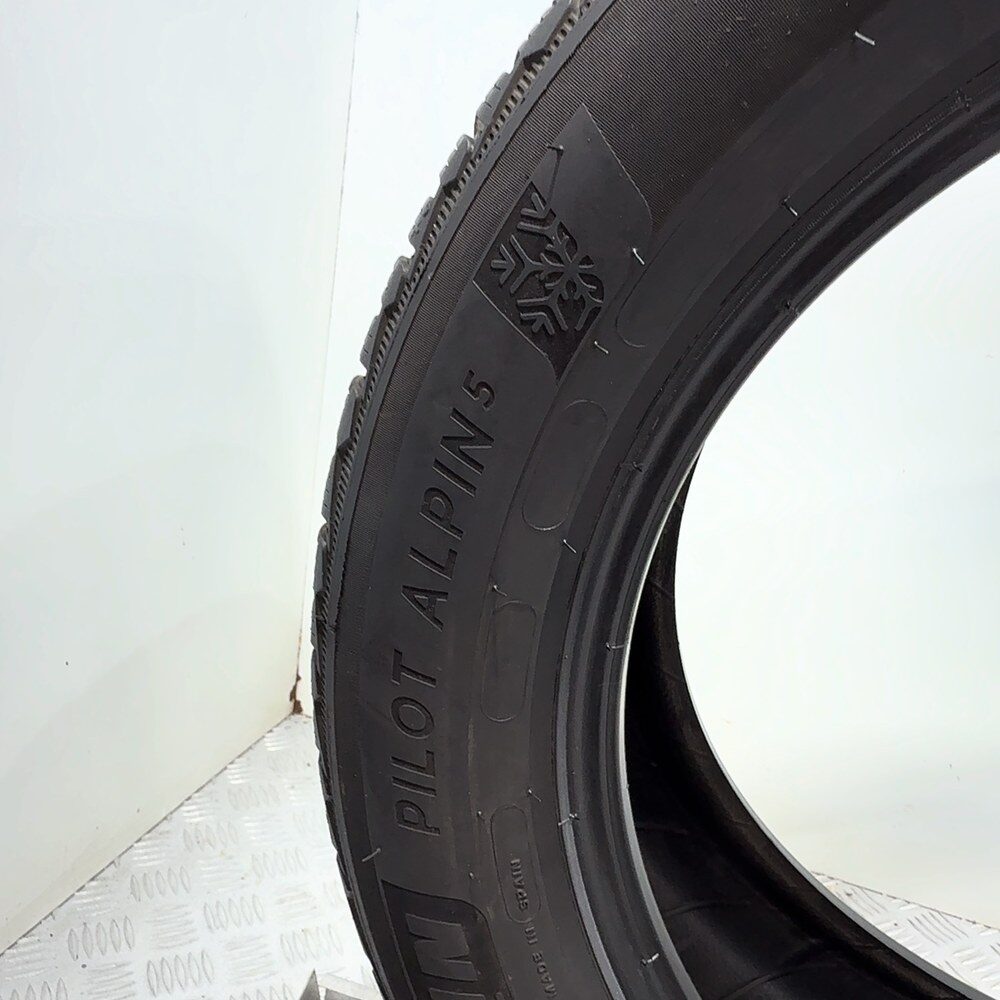 Gomme Usate 225 55 R18 XL 102V Michelin Pilot Alpin 5 71% Invernali - immagine 11