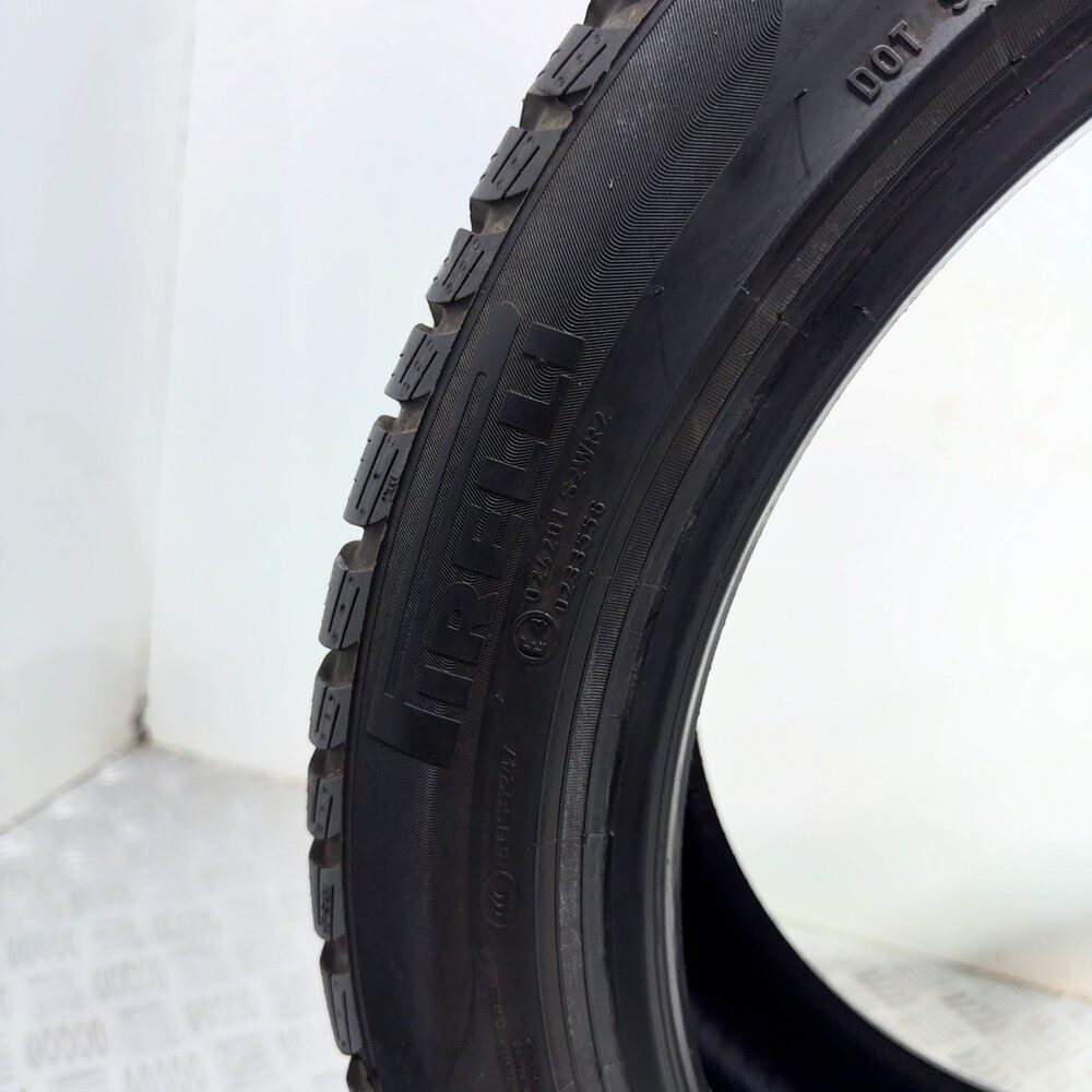 Gomme Usate 235 45 R18 98V Pirelli Winter Sottozero 3 Invernali - immagine 11