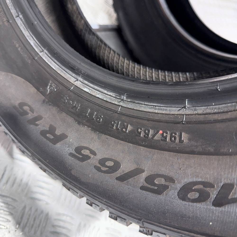 Gomme Usate 195 65 R15 91T Pirelli Cinturato Winter 86% Invernali - immagine 11