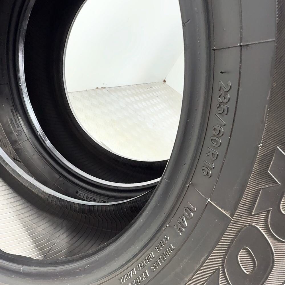 Gomme Usate 235 60 R16 104H XL Toyo Snowprox S943 77% Invernali - immagine 11