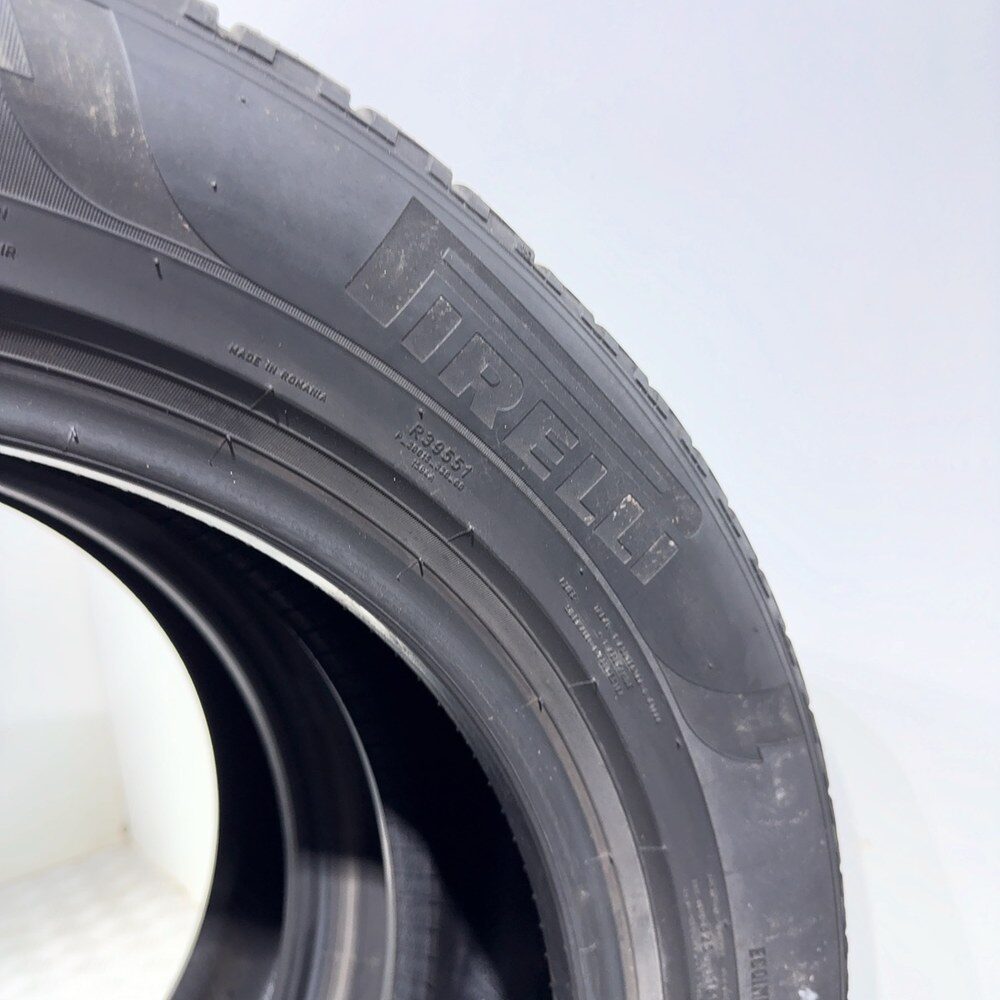 Gomme Usate 235 55 R19 101T Pirelli Scorpion Winter Invernali - immagine 11
