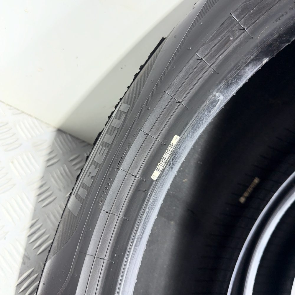 Gomme Usate 235 50 R20 104V XL Pirelli Scorpion Winter 2 86% Invernali - immagine 11