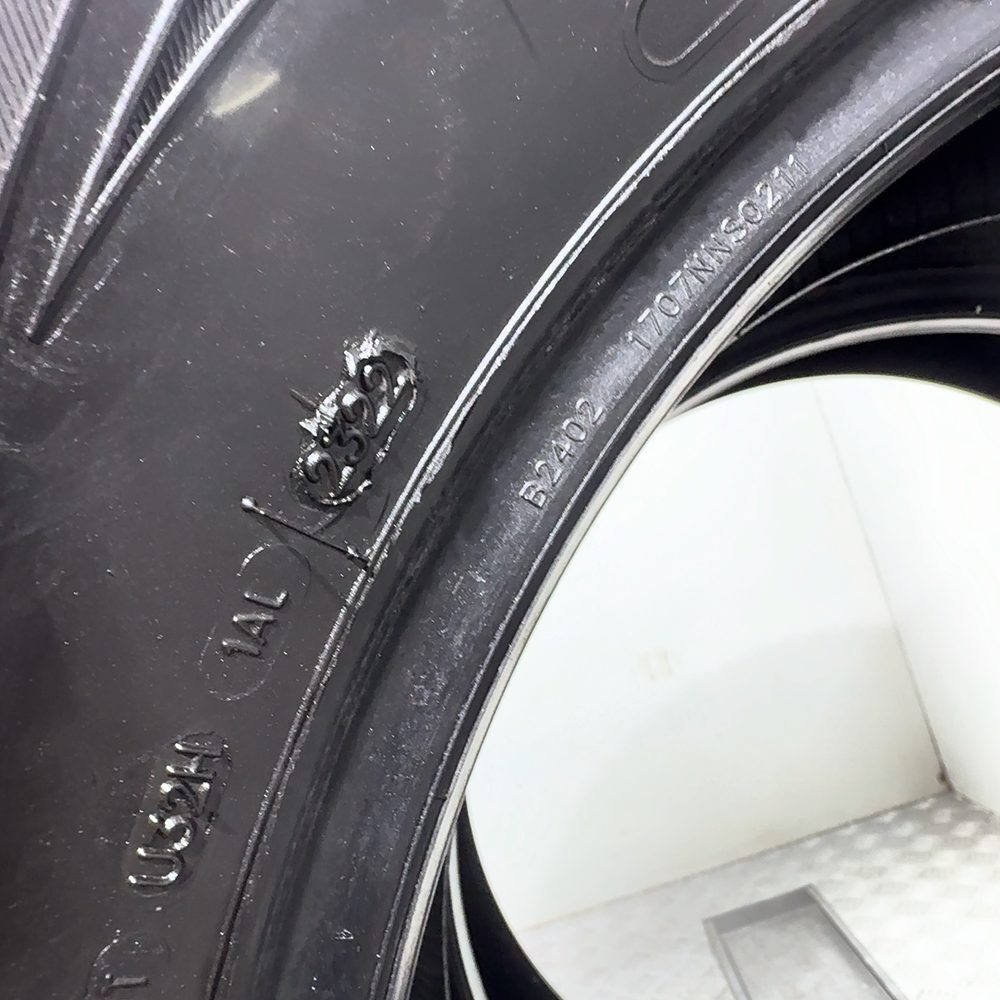 Gomme Usate 265 65 R17 112T Cooper Weather-Master Wsc 74% Invernali - immagine 11