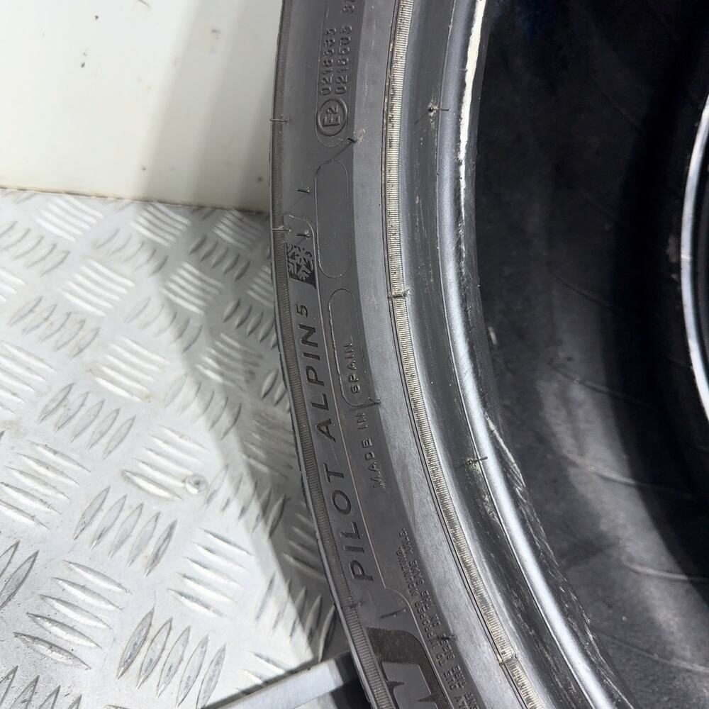 Gomme Usate 255 40 R18 99V Michelin Pilot Alpin 74% Invernali - immagine 11