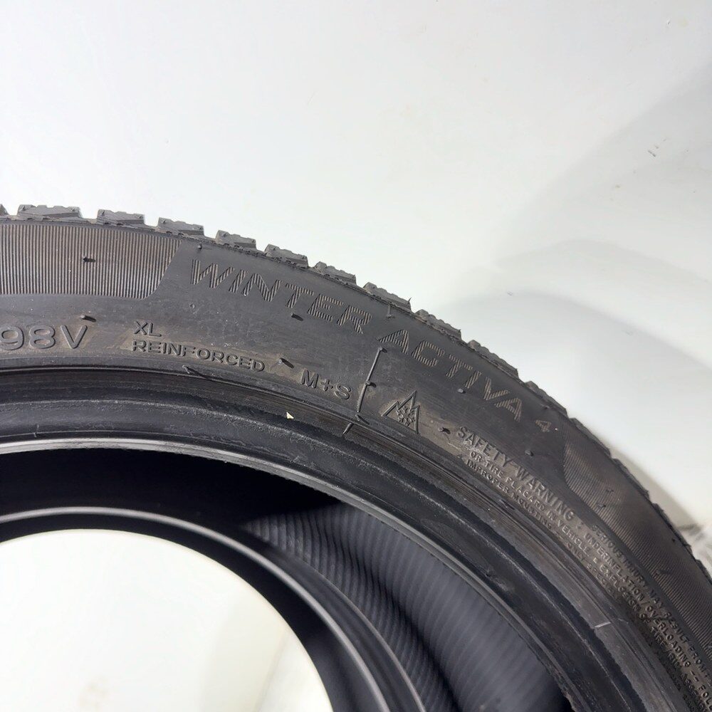 Gomme Usate 235 45 R18 98V XL Nankang Winter Activa 4 Invernali - immagine 11
