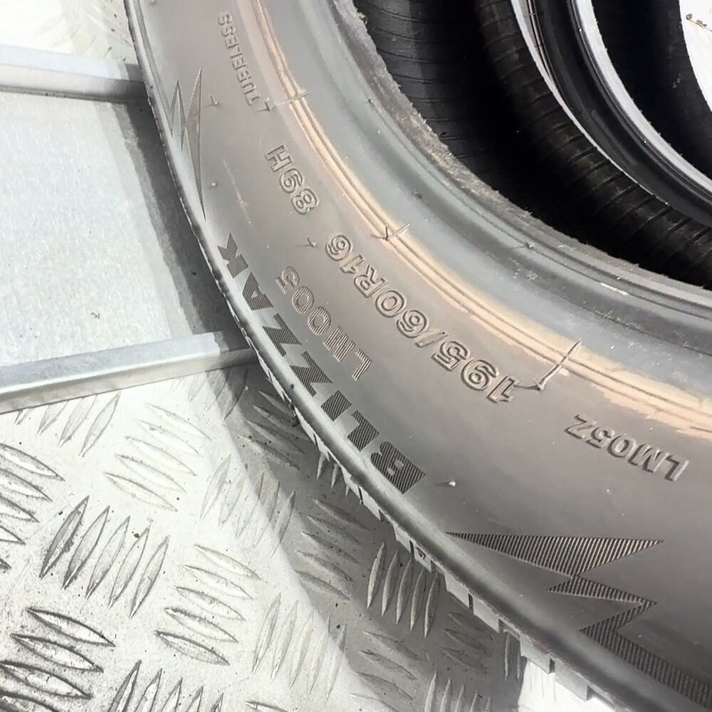 Gomme Usate 195 60 R16 89H Bridgestone Blizzak LM005 Invernali - immagine 11