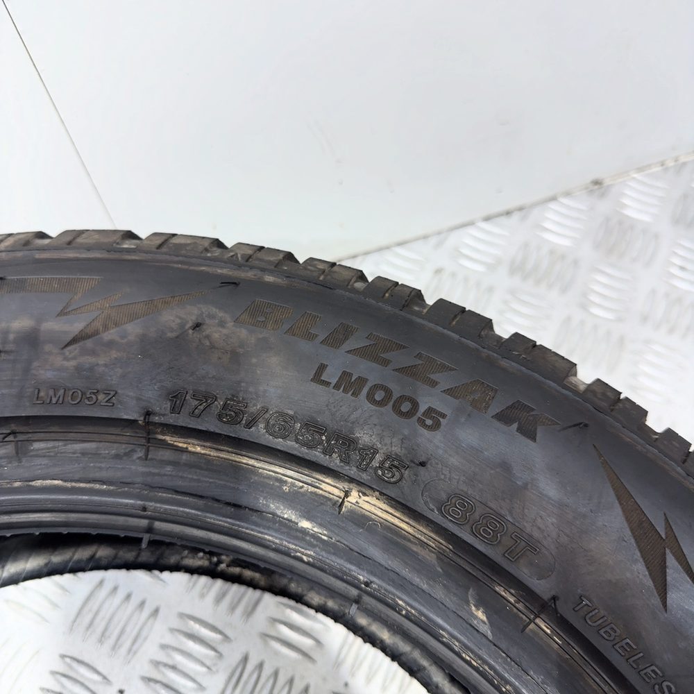 Gomme Usate 175 65 R15 88T XL Bridgestone Blizzak LM005 71% Invernali - immagine 11