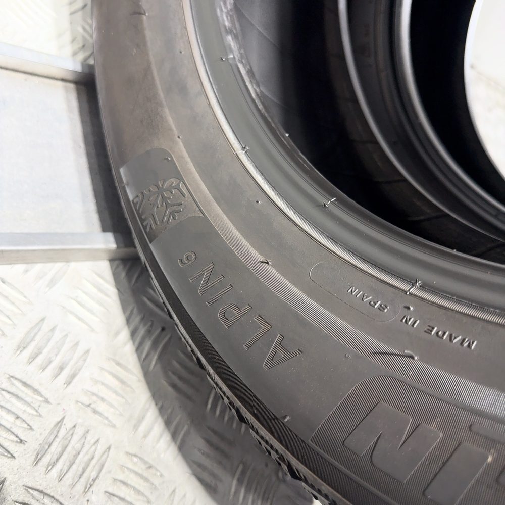 Gomme Usate 215 60 R17 100H XL Michelin Alpin 6 74% Invernali - immagine 11