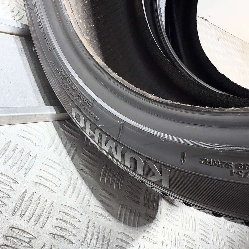 Gomme Usate 205 45 R16 87H Kumho Wintercraft WP51 98% Invernali - immagine 11