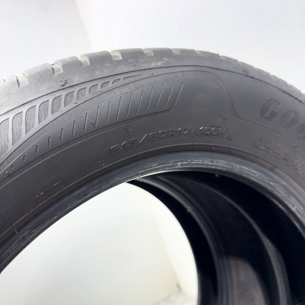 Gomme Usate 215 60 R17 XL 100H Goodyear Vector 4Seasons 4 Stagioni - immagine 11
