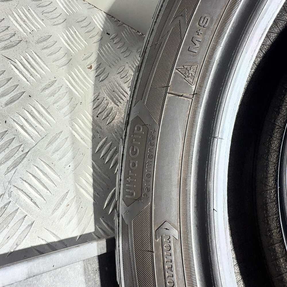 Gomme Usate 195 55 R20 95H XL GoodYear Ultragrip Performance+ Invernali - immagine 11