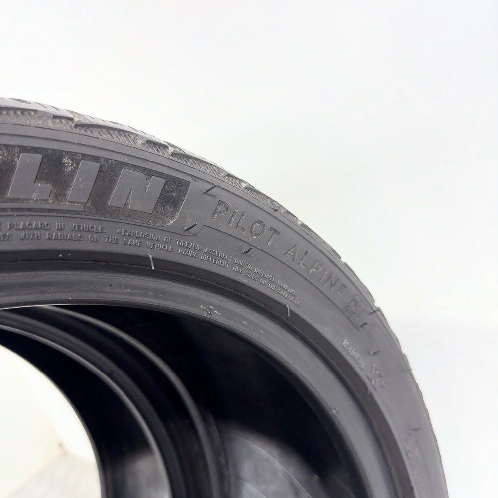 Gomme Usate 225 40 R18 92V XL Michelin Pilot Alpin 5 74% Invernali - immagine 12