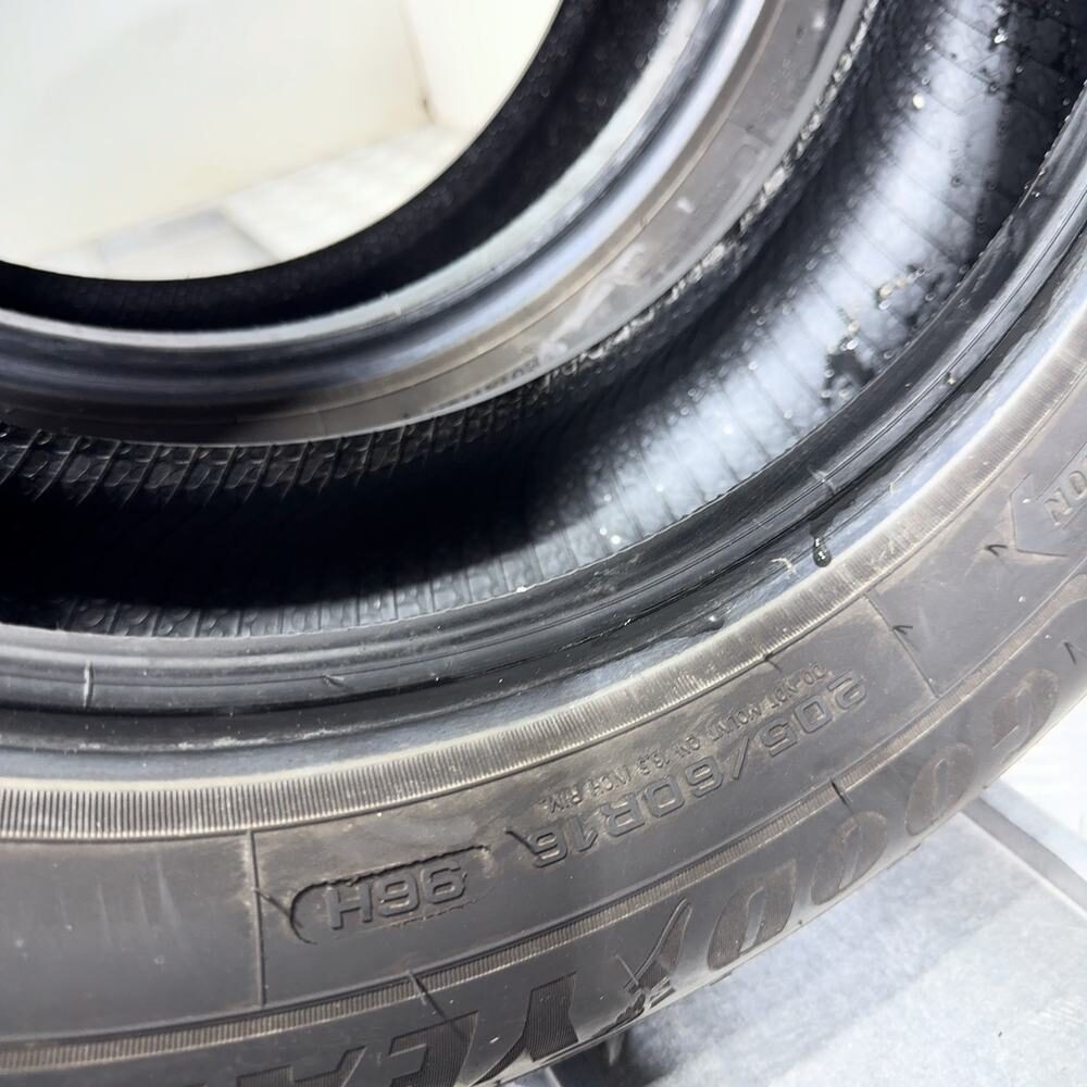 Gomme Usate 205 60 R16 96H XL GoodYear Ultragrip 9+ 83% Invernali - immagine 16