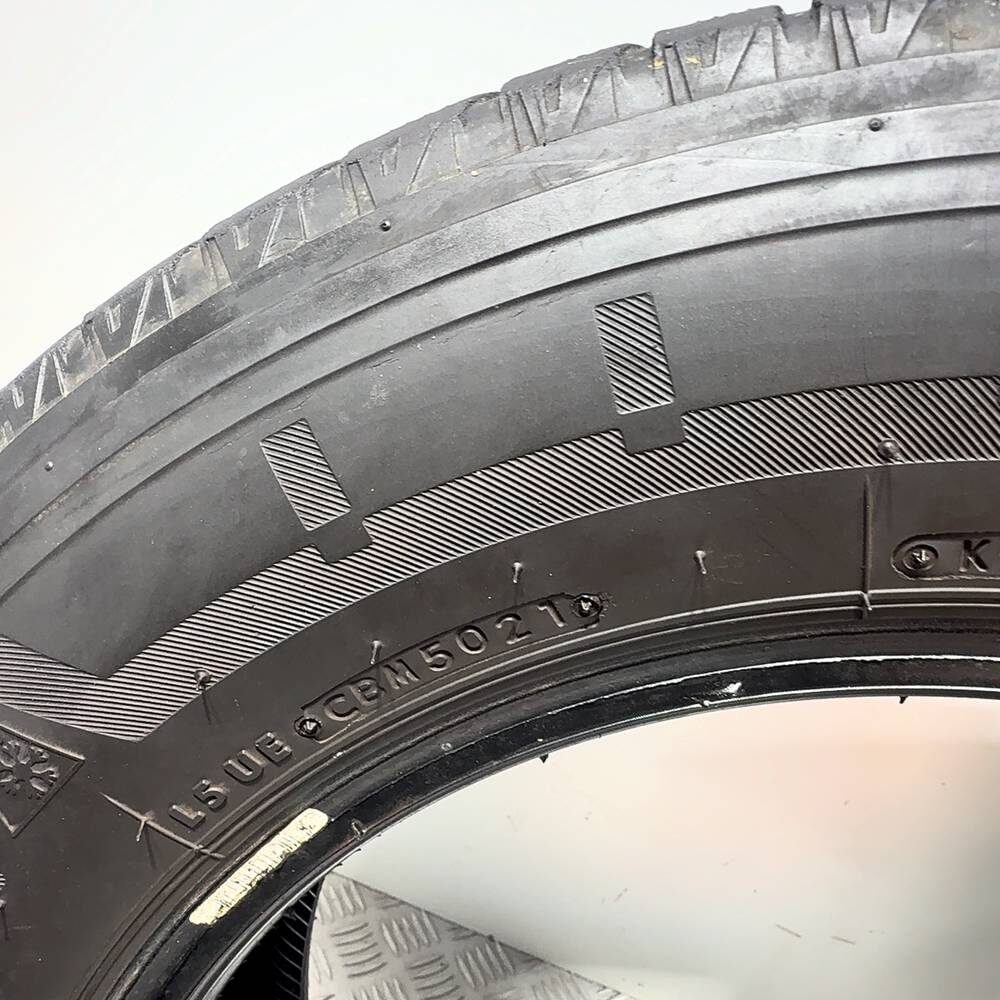 Gomme Usate 215 65 R16C 109/107T Bridgestone Blizzak W810 81% Invernali - immagine 18