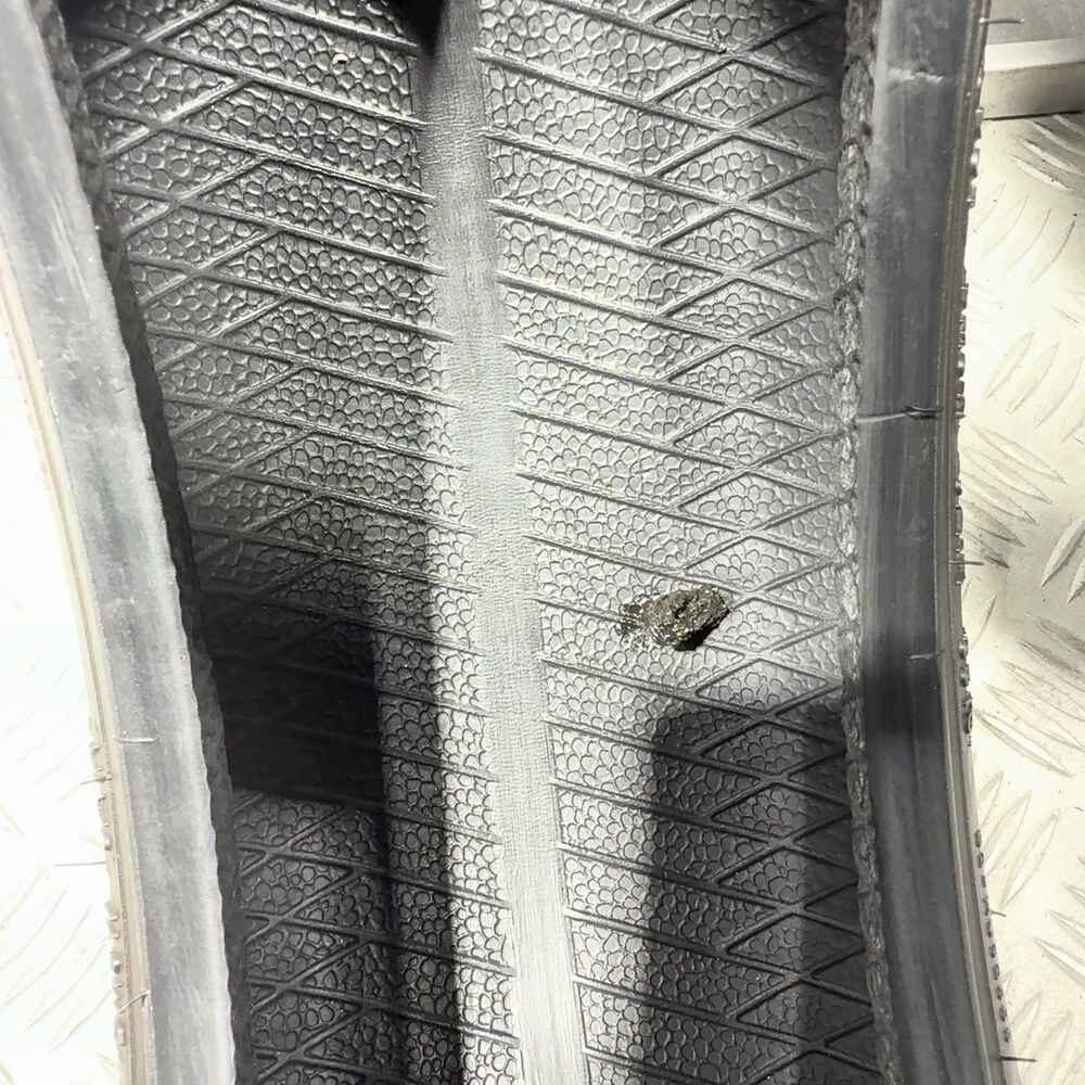 Gomme Usate 175 60 R16 86H XL Dunlop SP Winter Sport 3D RunFlat Invernali - immagine 19