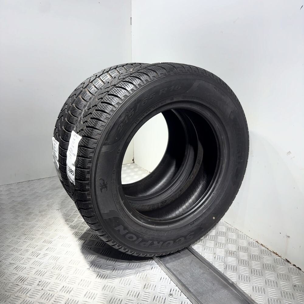 Gomme Usate 215 65 R16 98H Pirelli Scorpion Winter 98% Invernali - immagine 10