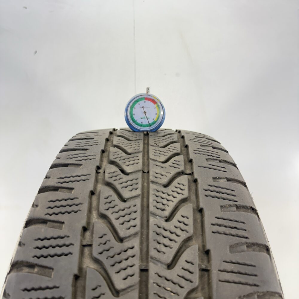 Gomma Usata 215 60 R17C 109/107T Goodyear Ultra Grip Cargo Invernale - immagine 2