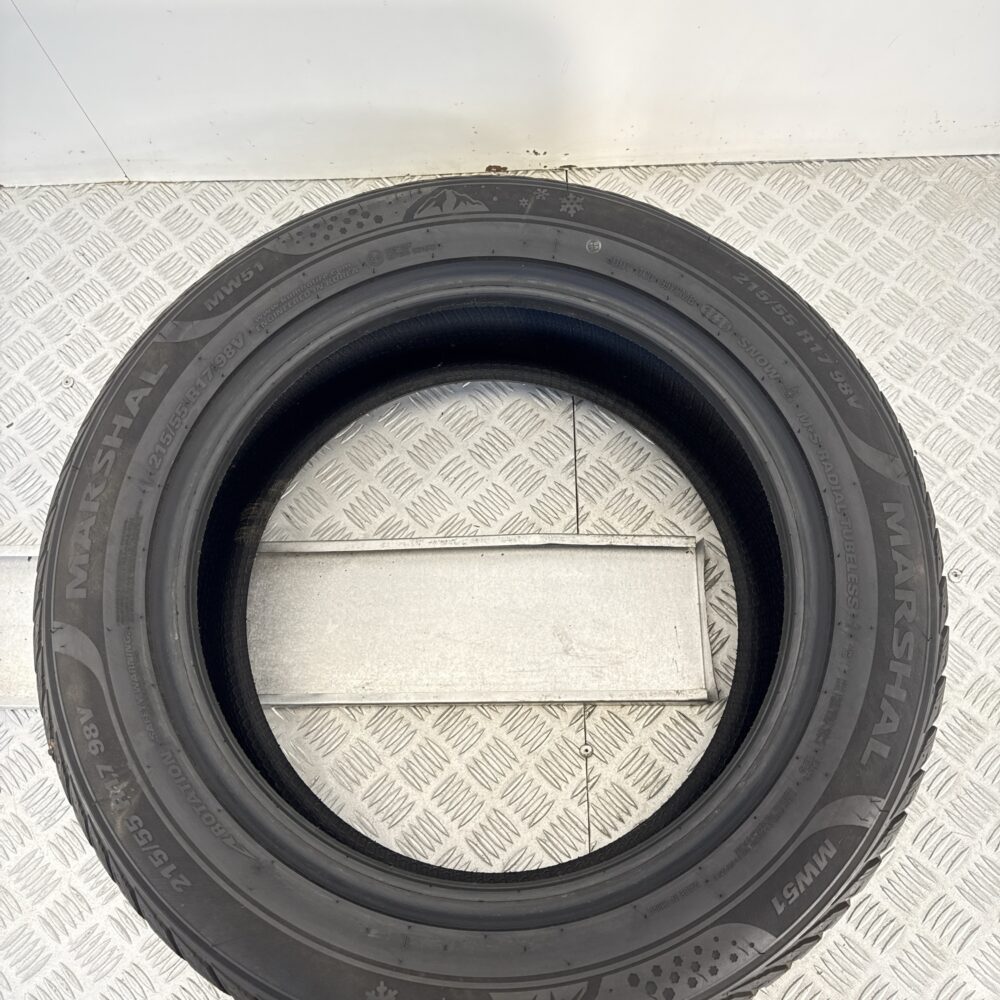 Gomma Usata 215 55 R17 98V Marshal MW51 98% Invernale - immagine 6