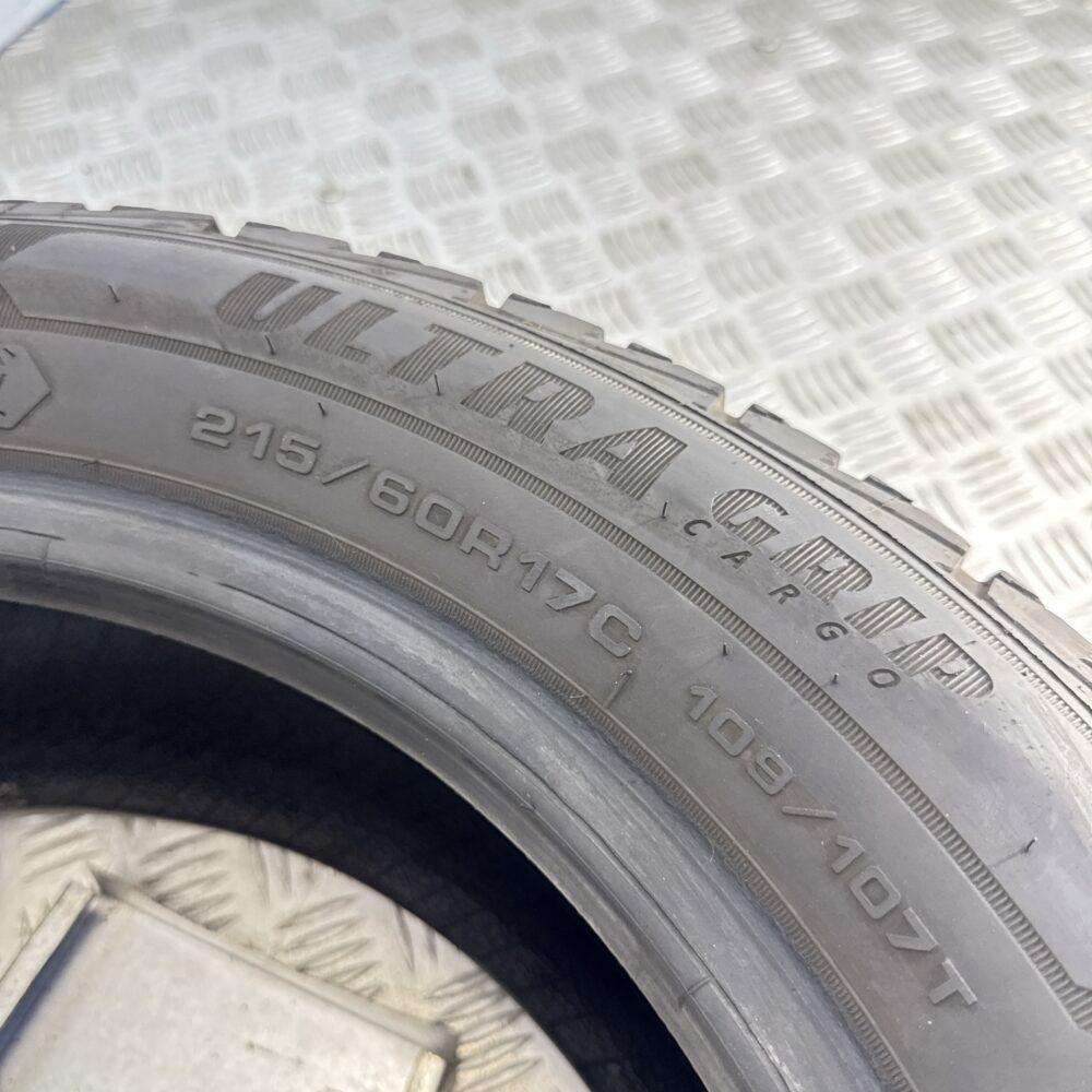 Gomma Usata 215 60 R17C 109/107T Goodyear Ultra Grip Cargo Invernale - immagine 8
