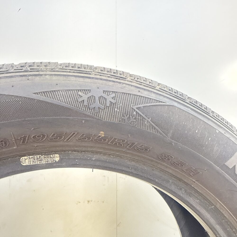 Gomma Usata 195 55 R15 85H Roadstone Winguard Snow G 77% Invernale - immagine 7