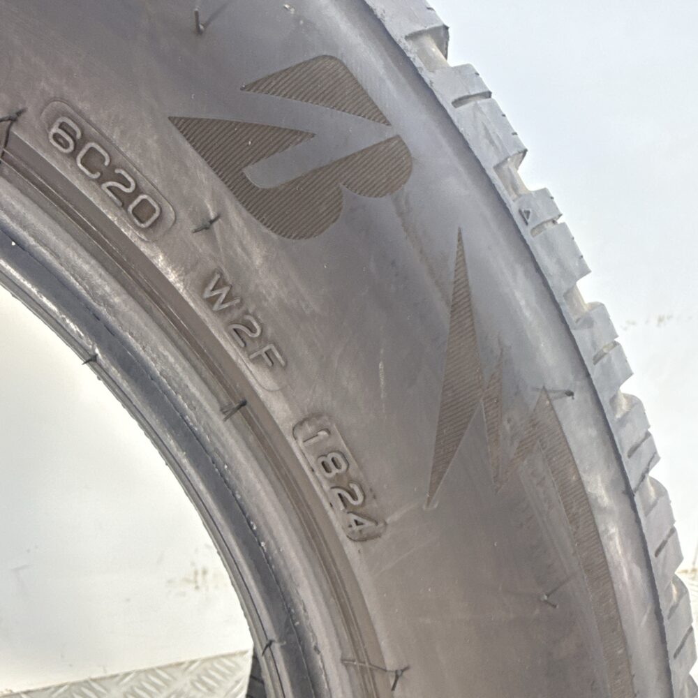 Gomma Usata 205 60 R16 96H Bridgestone Blizzak LM005 89% Invernale - immagine 8