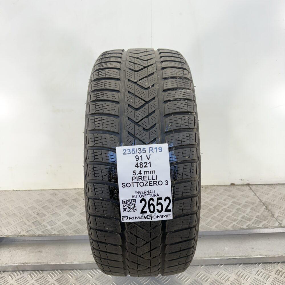 Gomma Usata 235 35 R19 91V Pirelli Sottozero 3 77% Invernale