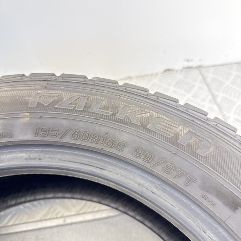 Gomma Usata 195 60 R16C 99/97T Falken Eurowinter HS437 Van 80% Invernale - immagine 6
