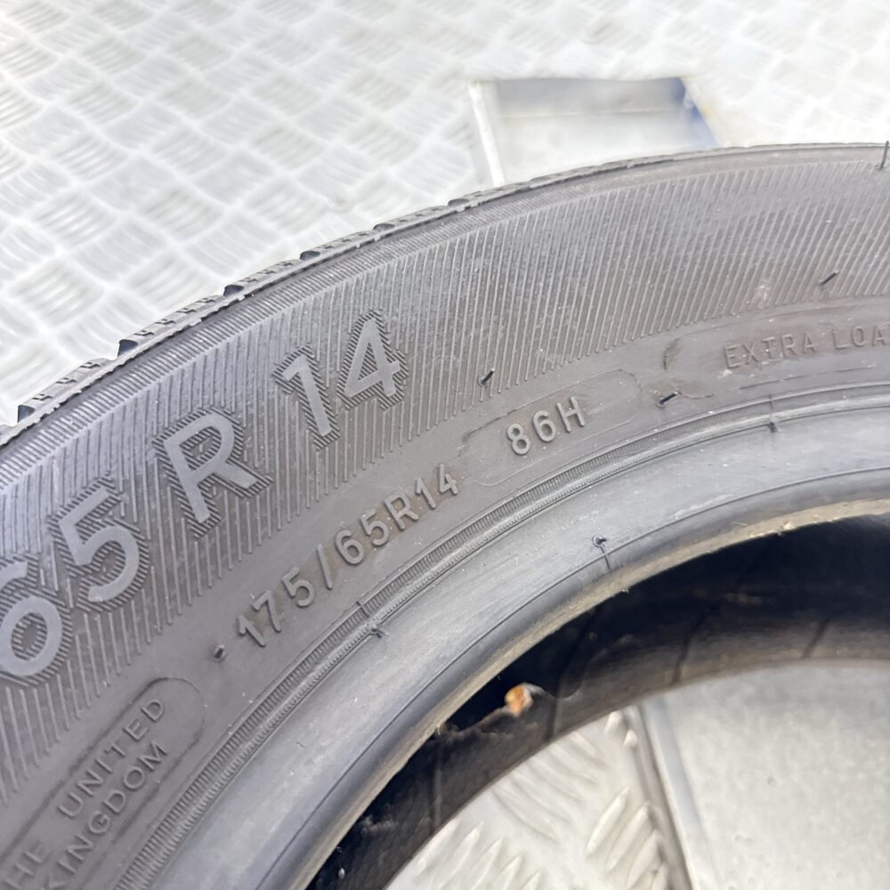 Gomma Usata 175 65 R14 86H Michelin CrossClimate 71% 4 Stagioni - immagine 7